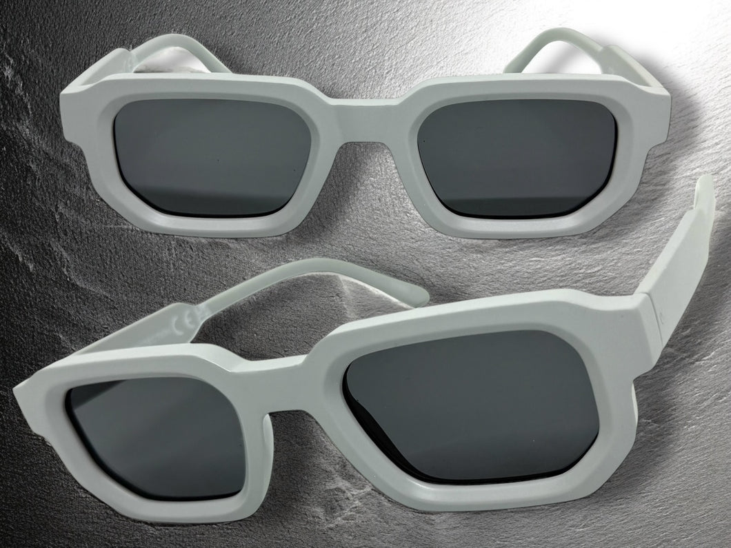 Classic Vintage Retro Style SUNGLASSES Matte Light Gray Frame - Dark Lens 80791