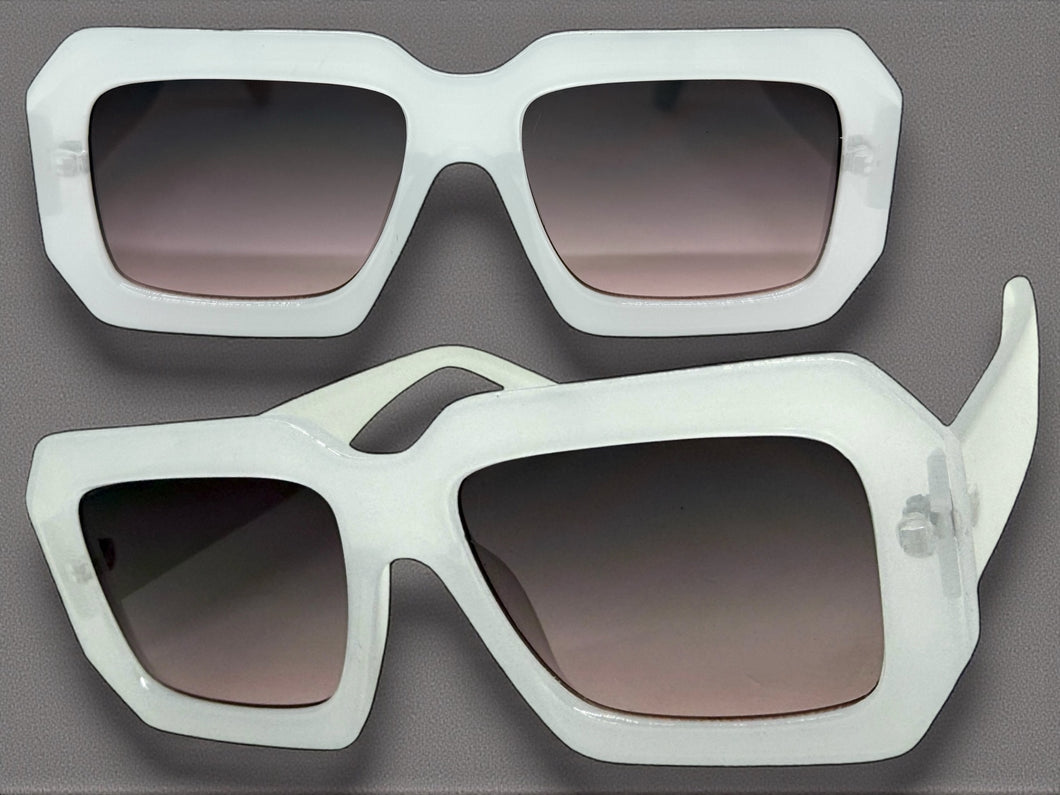 Classic Vintage Retro Style SUNGLASSES Thick Square Off White Frame - Gray & Pink Lens 75005