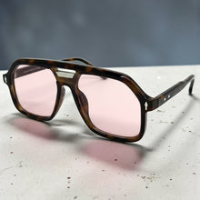 Oversized Vintage Retro Style SUNGLASSES Large Tortoise Frame - Light Pink Lens 81005