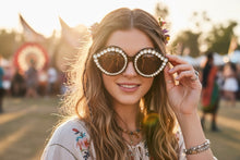 Oversized Exaggerated Classic Retro Cat Eye Style SUNGLASSES Bling Leopard Frame - Beige Lens 8120 (Copy)