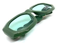 Classic Retro Luxury Designer Fashion SUNGLASSES Thick Green Frame 8244